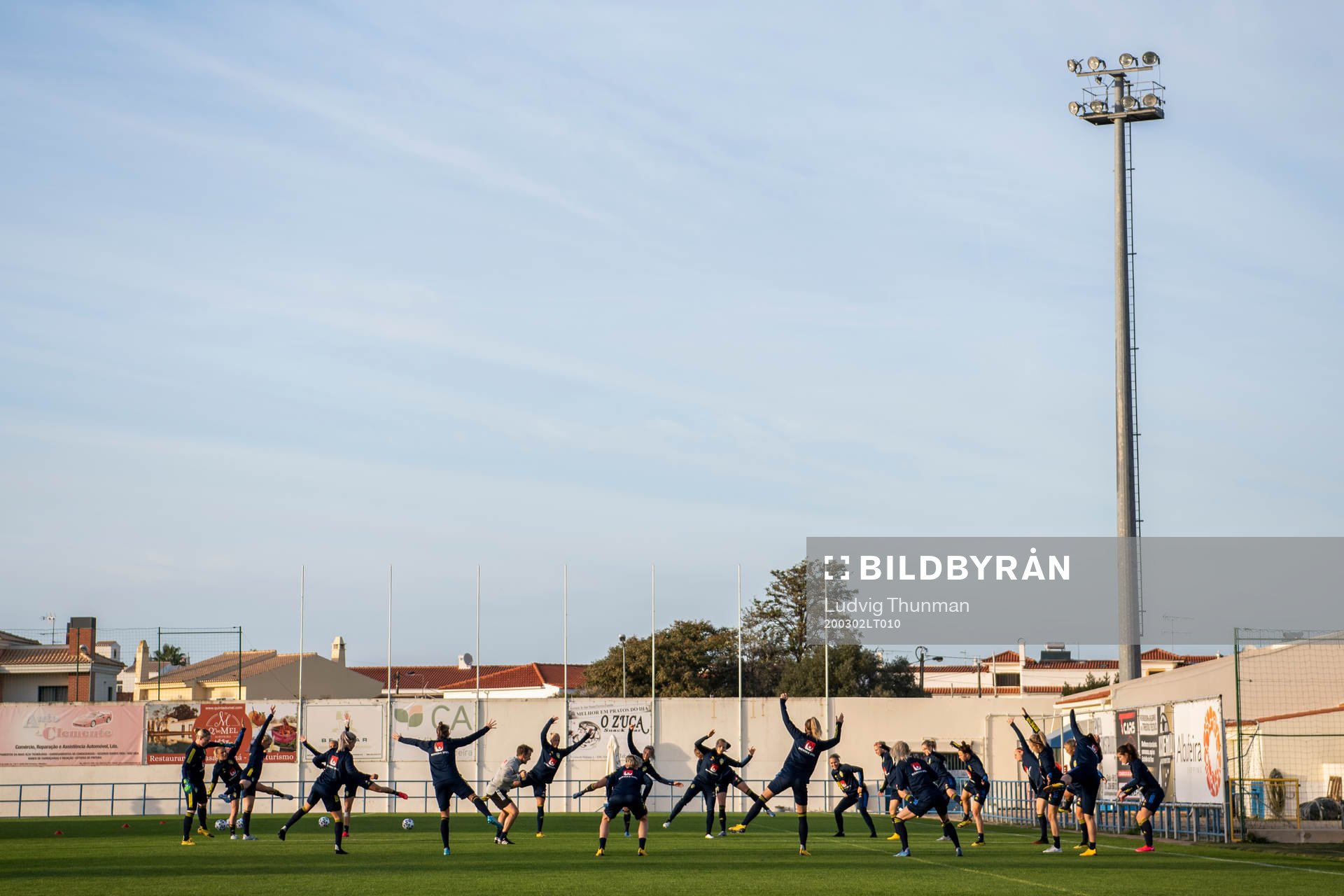 Players of Sweden warming up