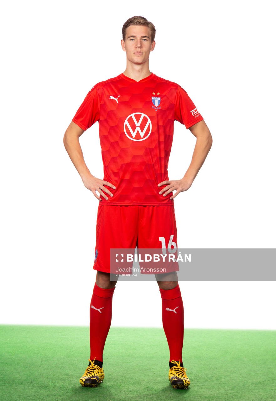 s målvakt Mathias Nilsson