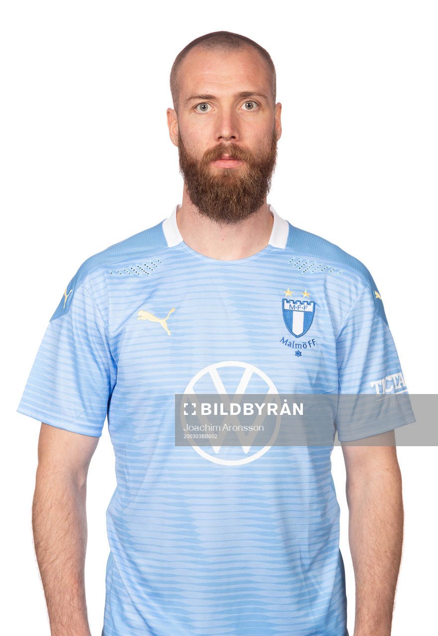 s Jonas Knudsen