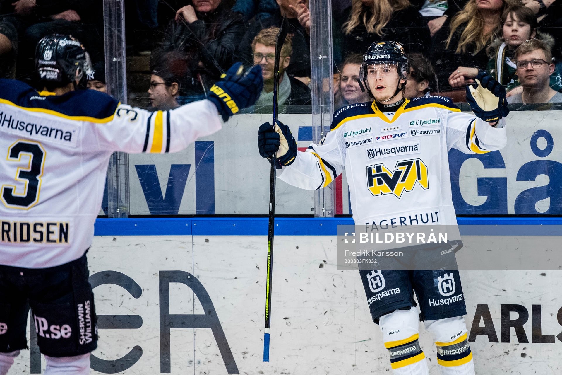s Lias Andersson jublar