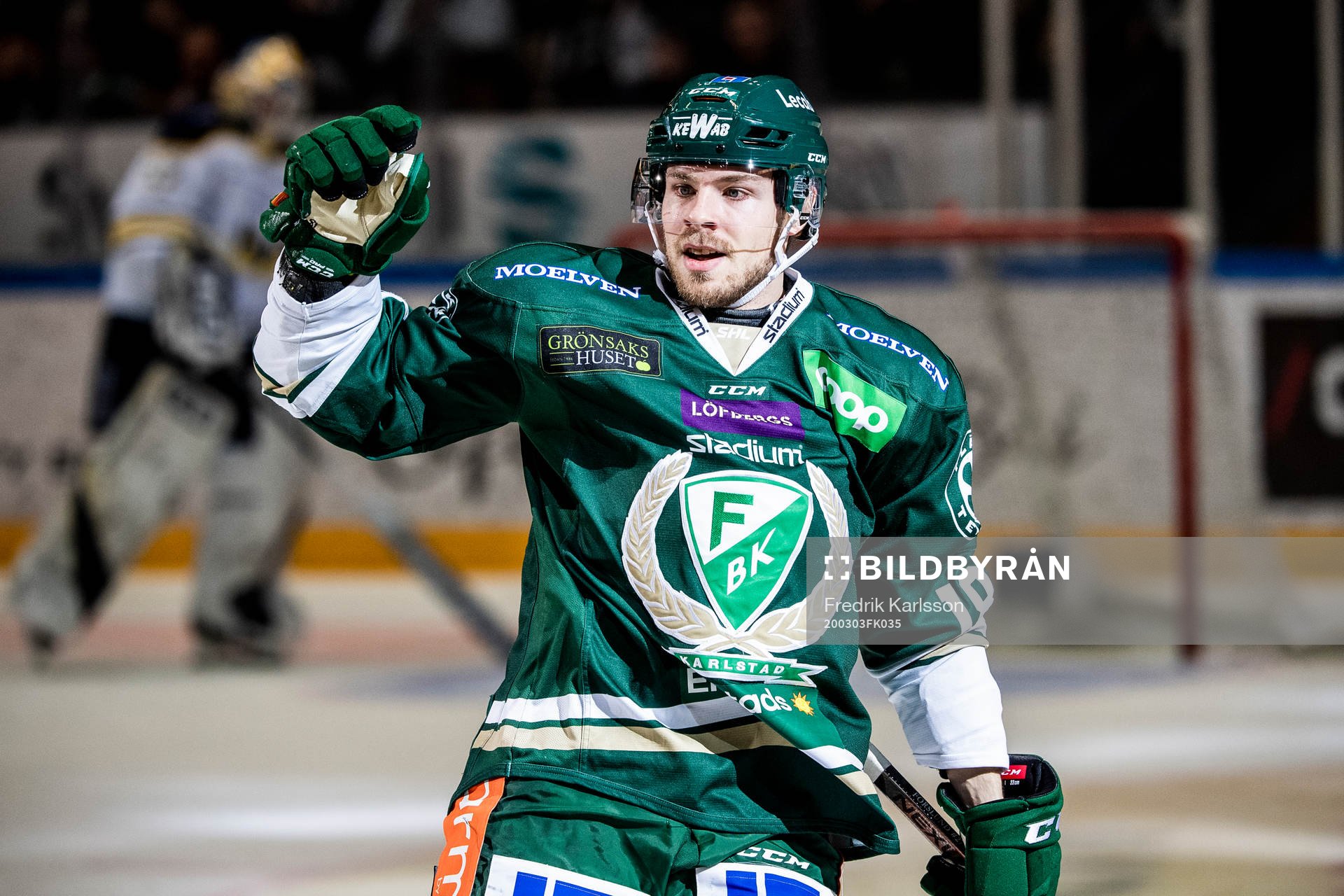 Färjestads Emil Forslund jublar