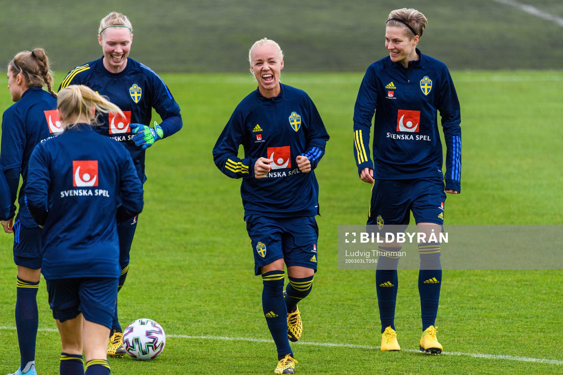 Goalkeeper Hedvig Lindahl, Caroline Seger and Lina Hurtig