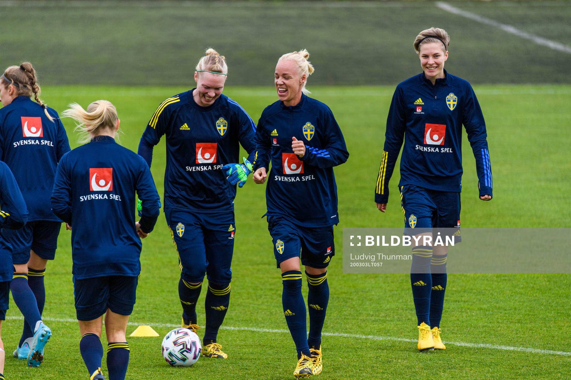 Goalkeeper Hedvig Lindahl, Caroline Seger and Lina Hurtig