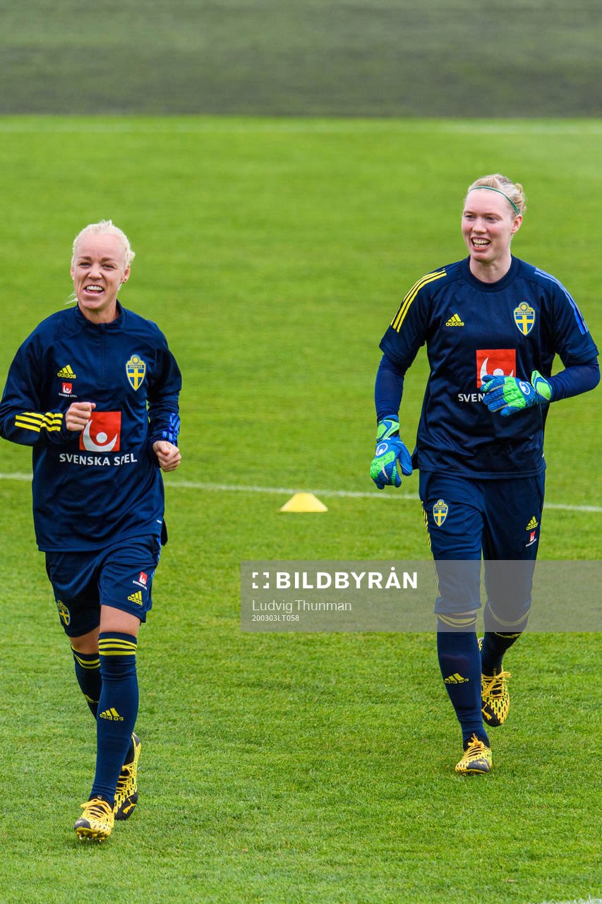 Goalkeeper Hedvig Lindahl and Caroline Seger