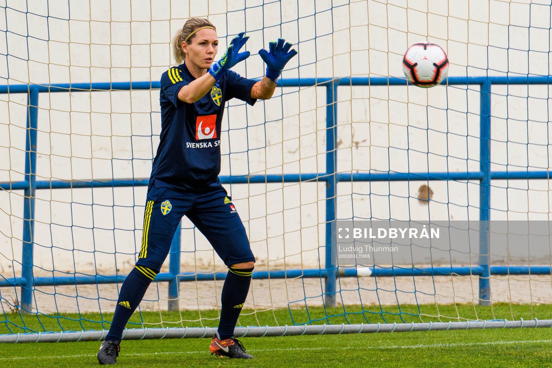 Goalkeeper Jennifer Falk