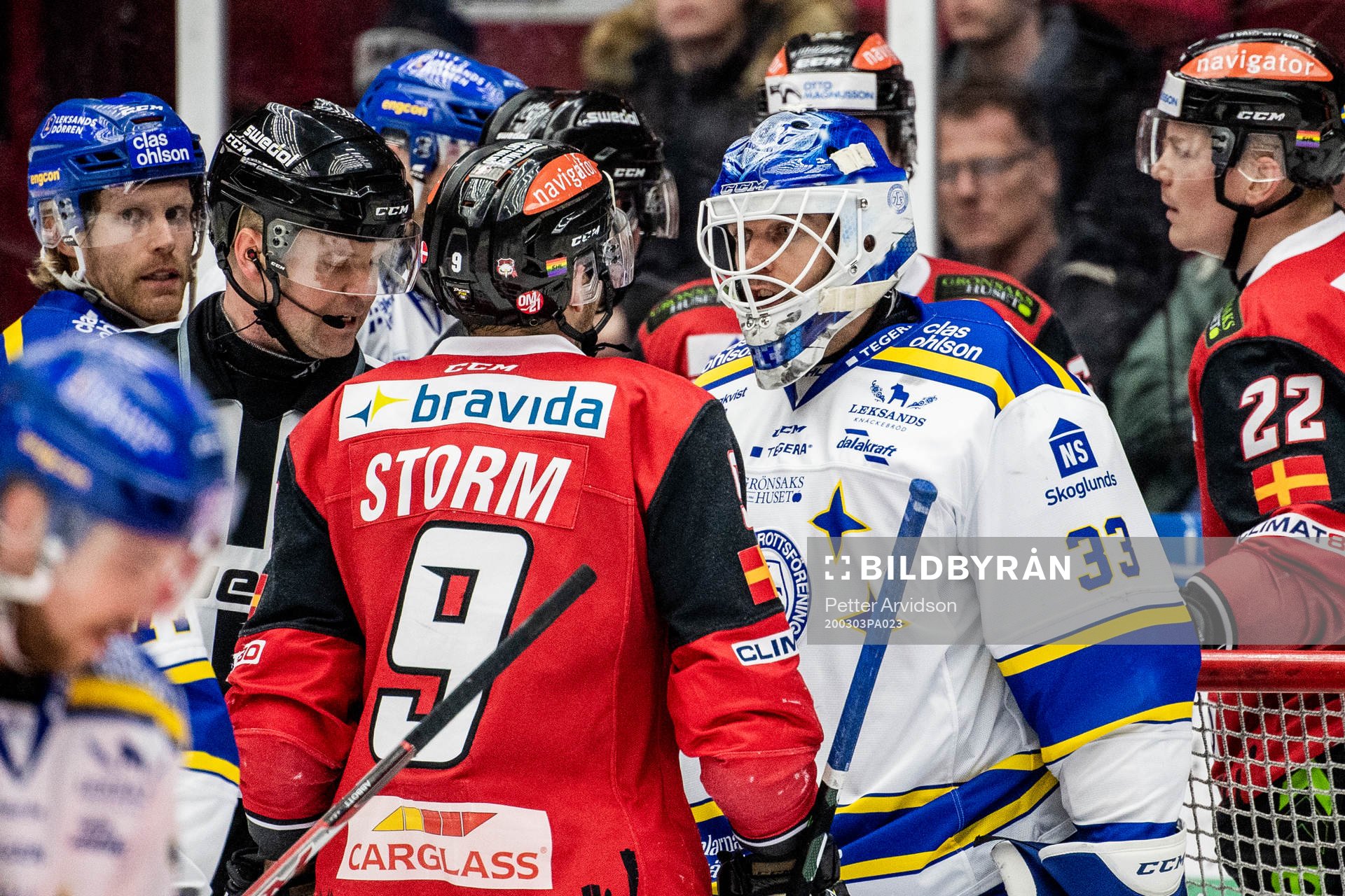 Malmö Redhawks Frederik Storm och Leksands målvakt Axel