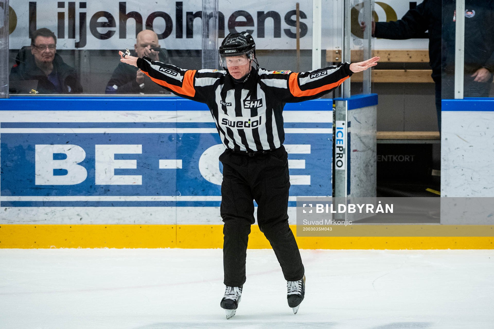 Domare Pehr Claesson dömer bort ett mål