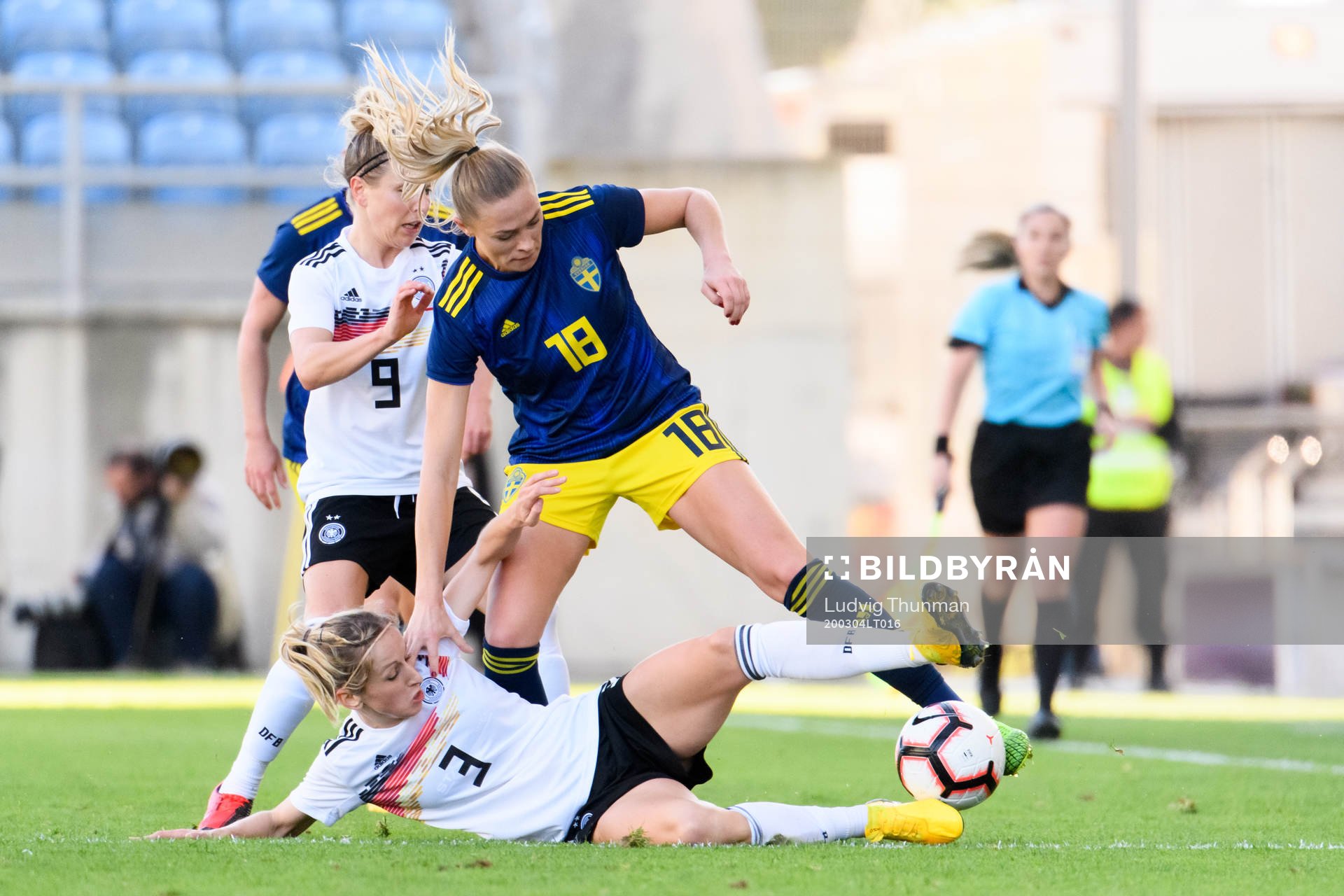 Fridolina Rolfö of Sweden against Svenja Huth and Kathrin