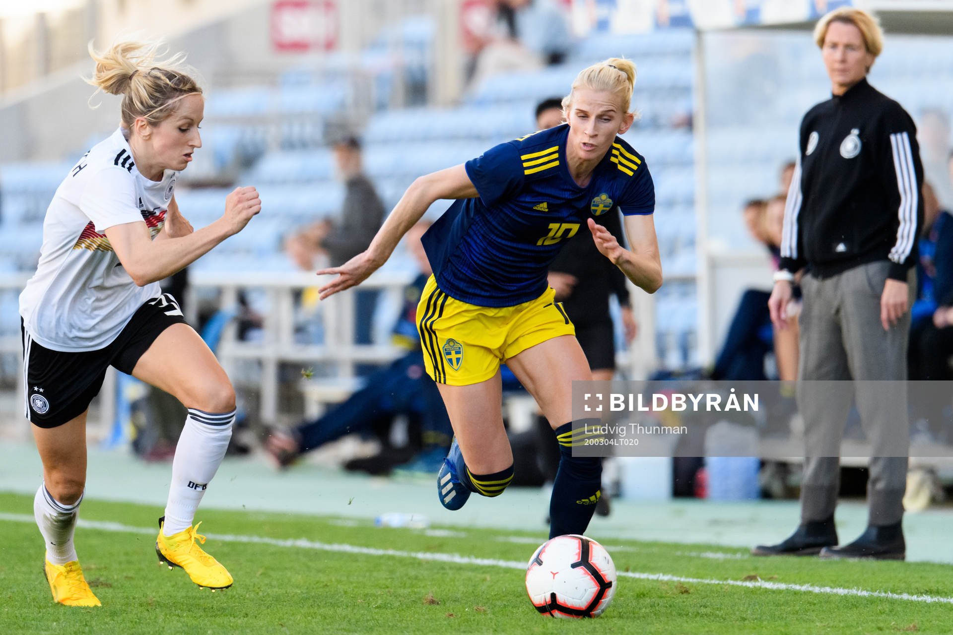 Kathrin Hendrich of Germany and Sofia Jakobsson of Sweden