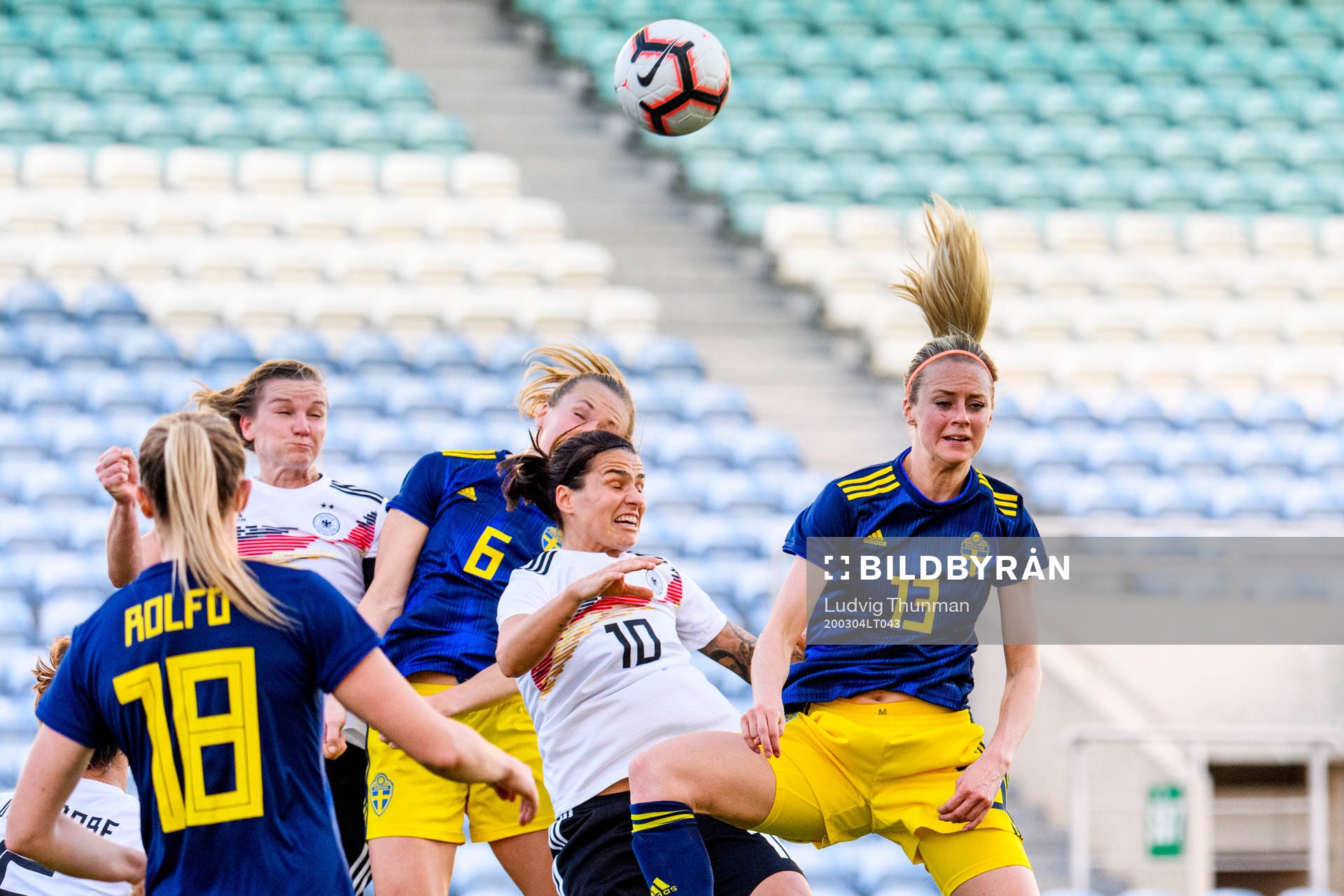 Fridolina Rolfö, Magdalena Eriksson and Amanda Ilestedt of