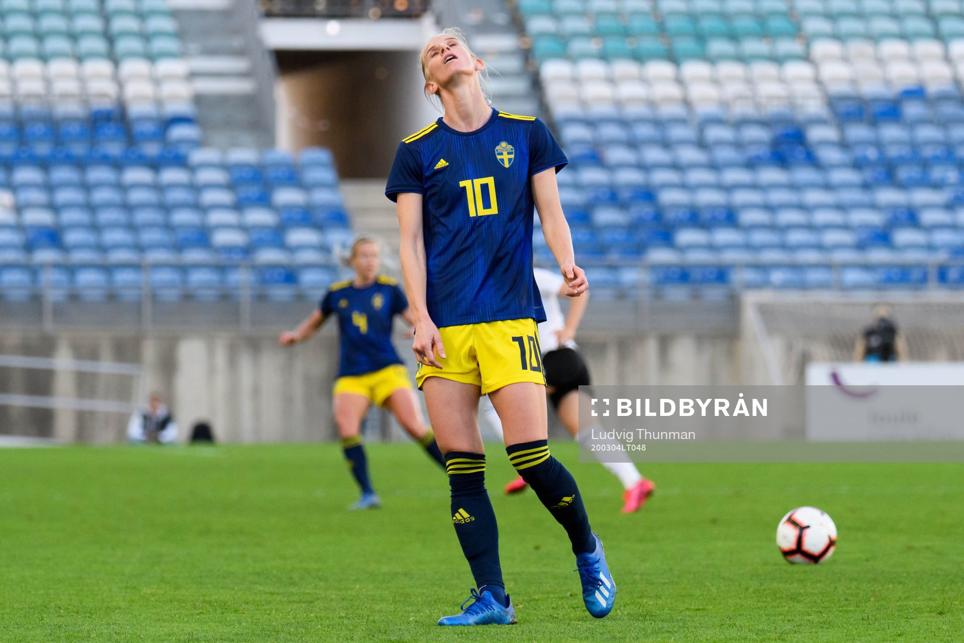 Sofia Jakobsson of Sweden looks dejected