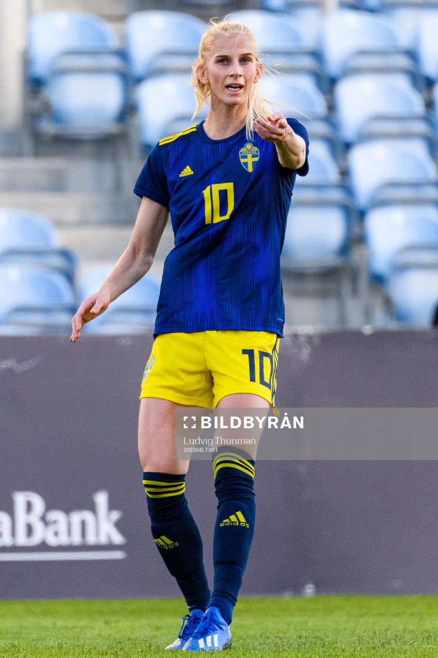 Sofia Jakobsson of Sweden