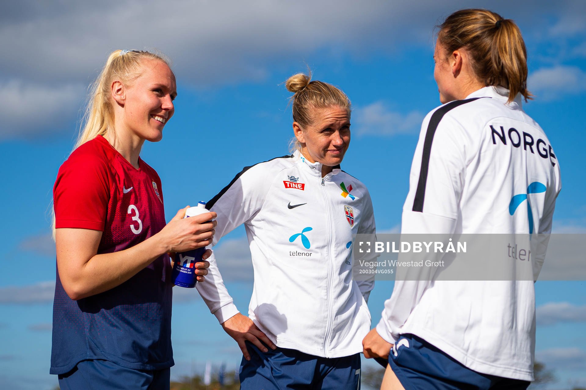 Maria Thorisdottir, Elise Thorsnes and Caroline Graham