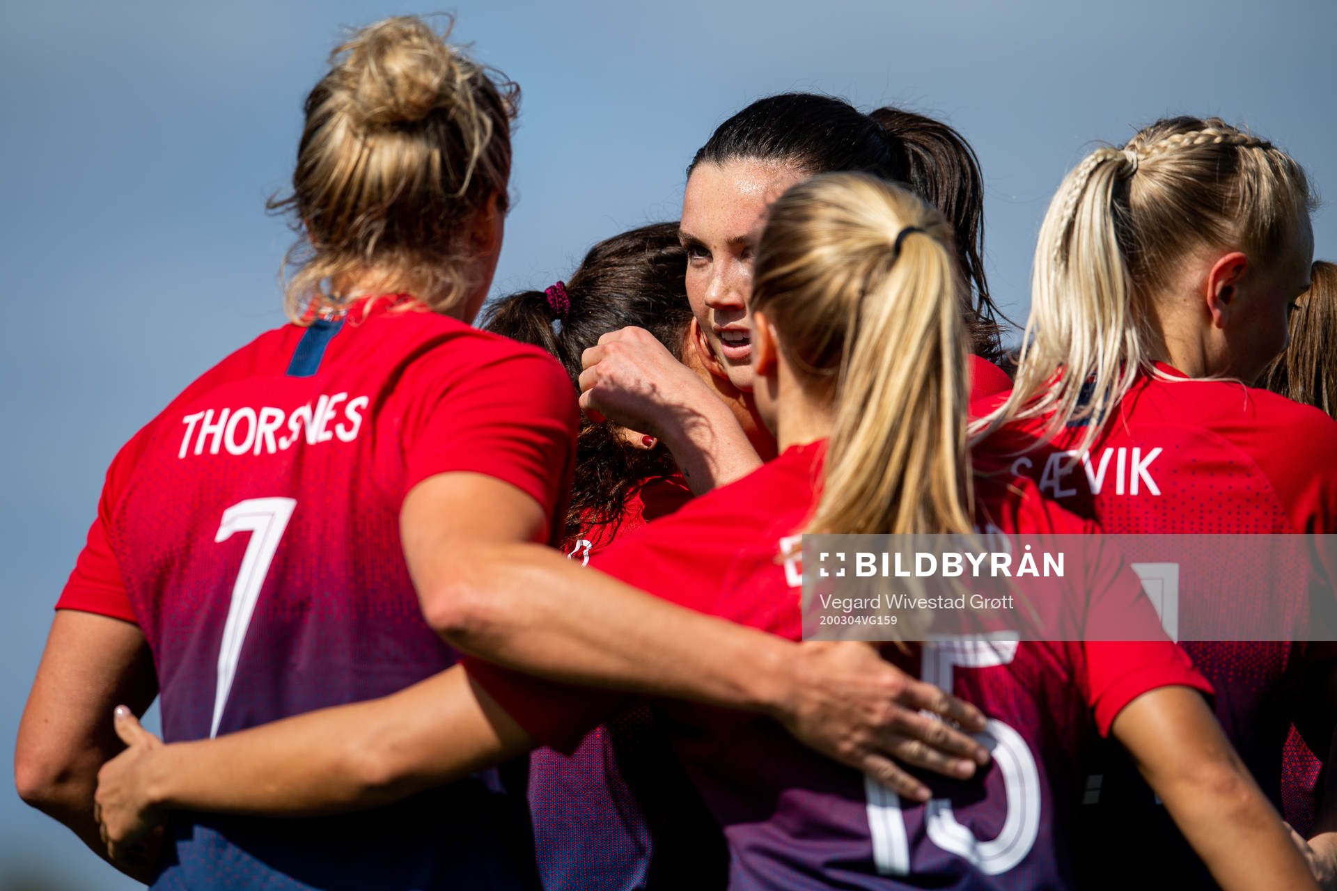 Elise Thorsnes of Norway celebrates with Ingrid Syrstad