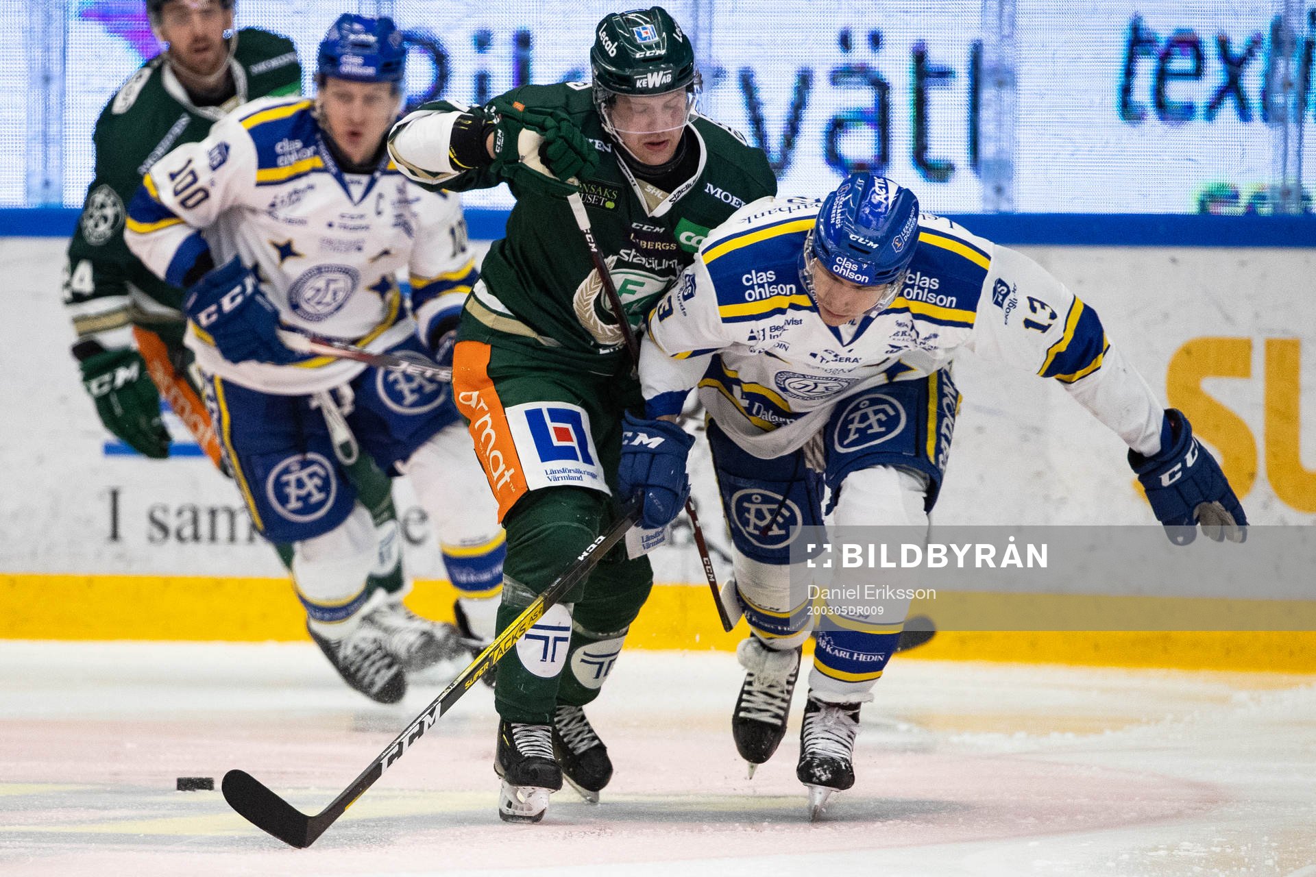 Färjestads Aleksi Mustonen och Leksands Jon Knuts