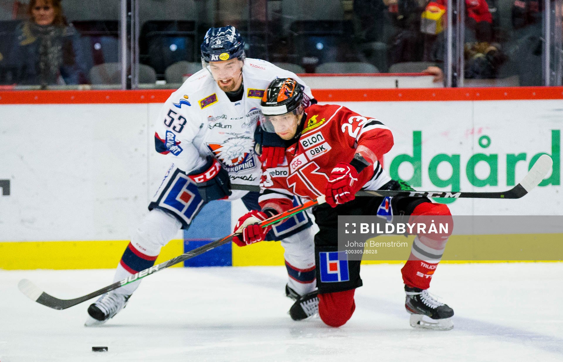 Linköpings Eddie Larsson och Örebros Sakari Salminen