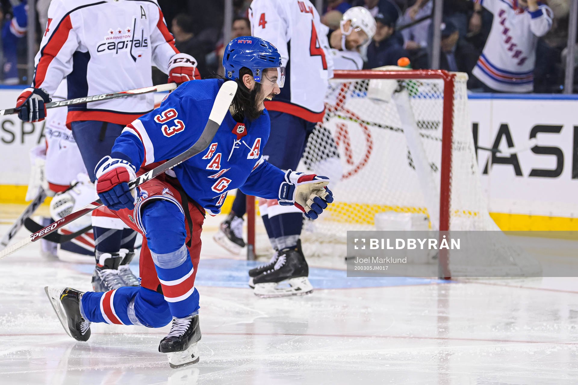 New York Rangers Mika Zibanejad celebrates