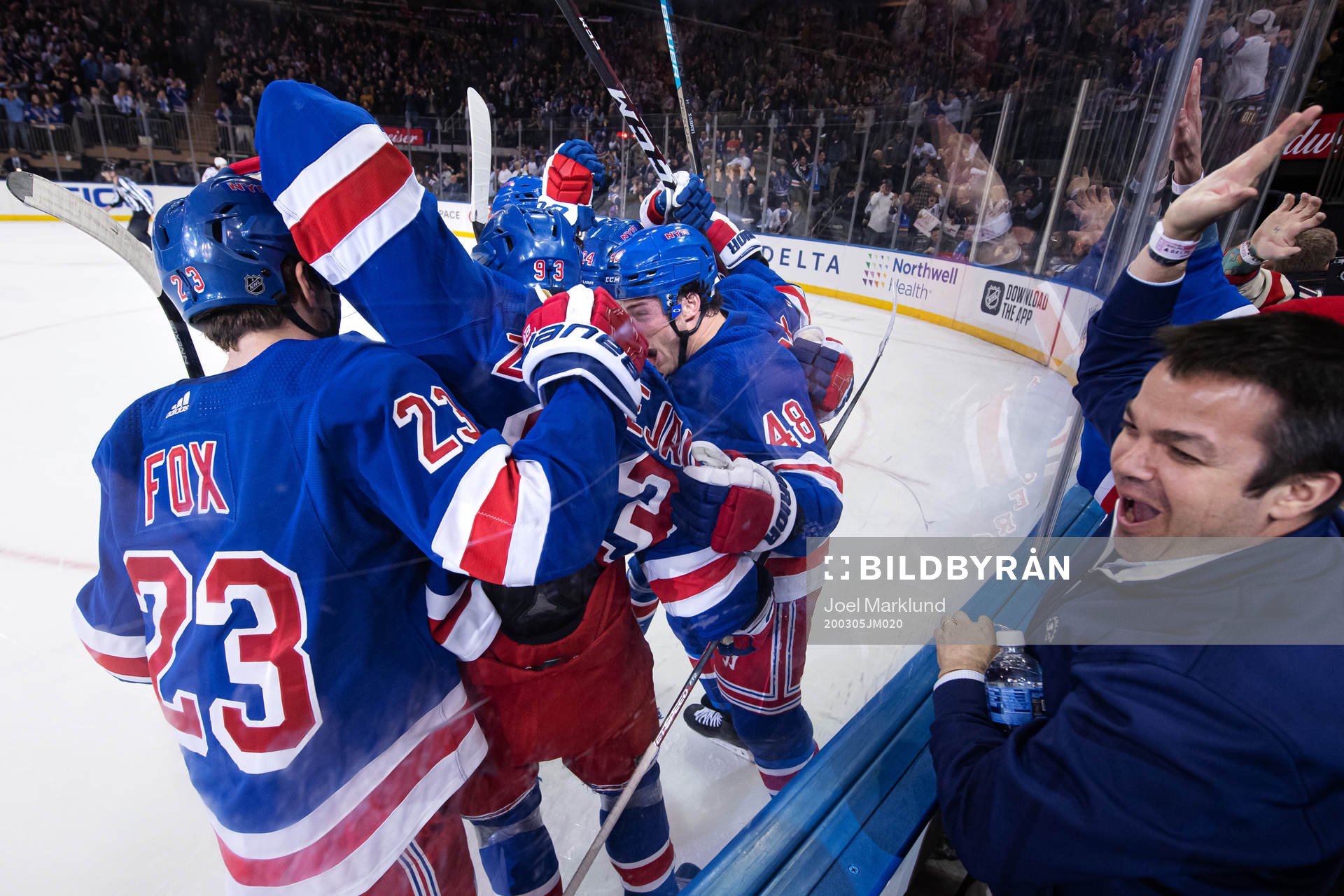 New York Rangers Mika Zibanejad celebrates with teammates