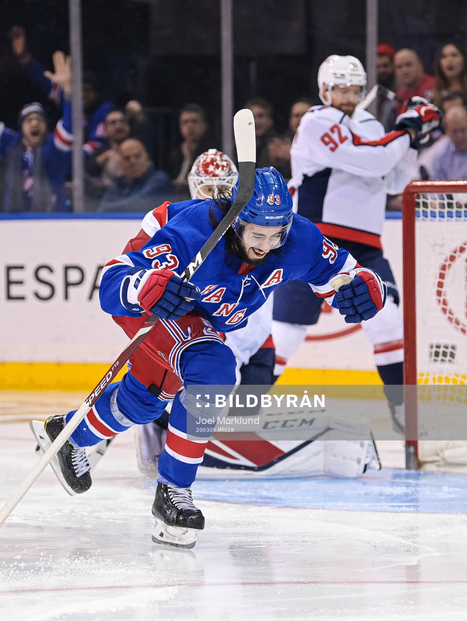 New York Rangers Mika Zibanejad celebrates