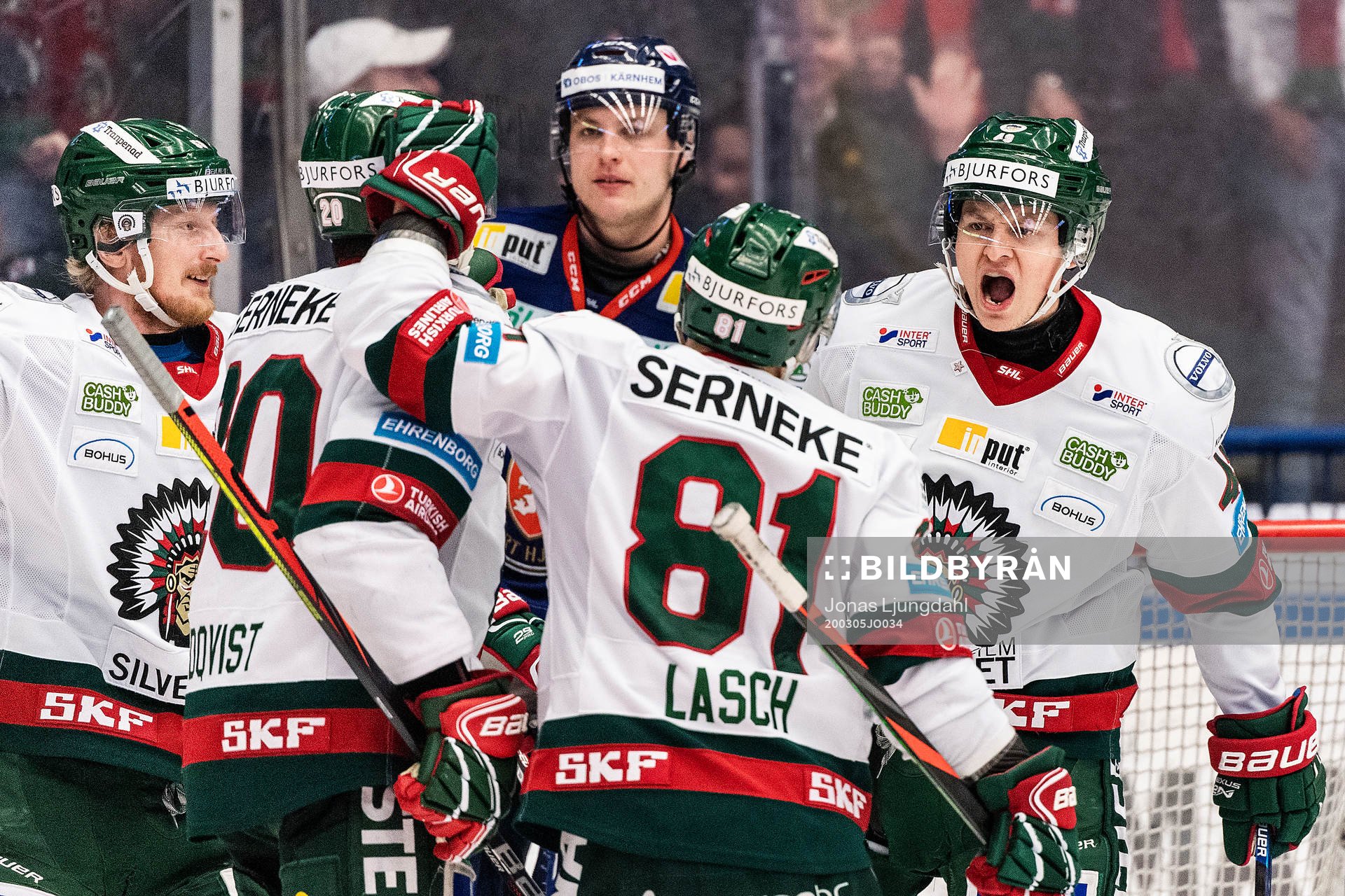 Frölundas Rhett Rakhshani jublar