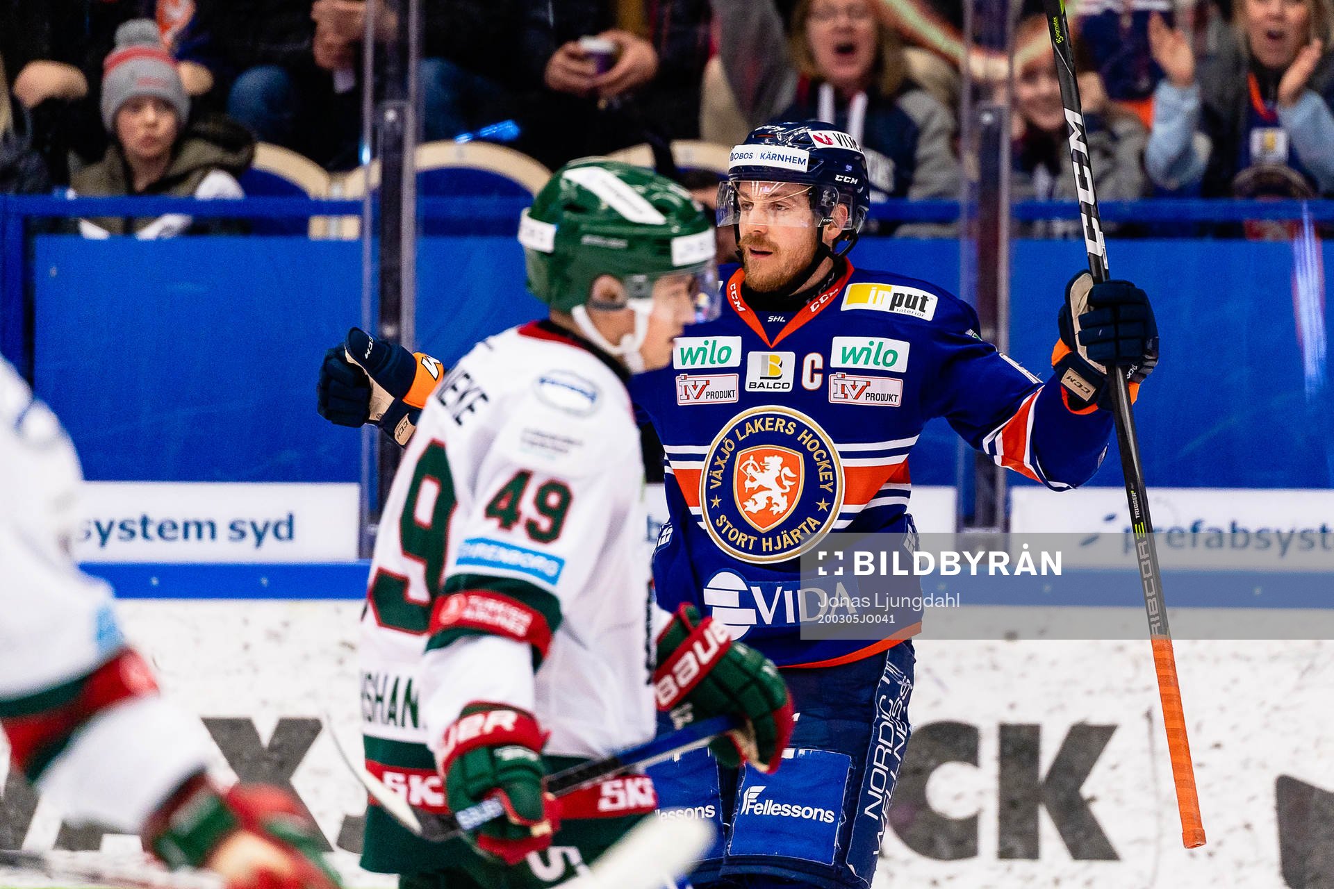 Växjös Erik Josefsson jublar