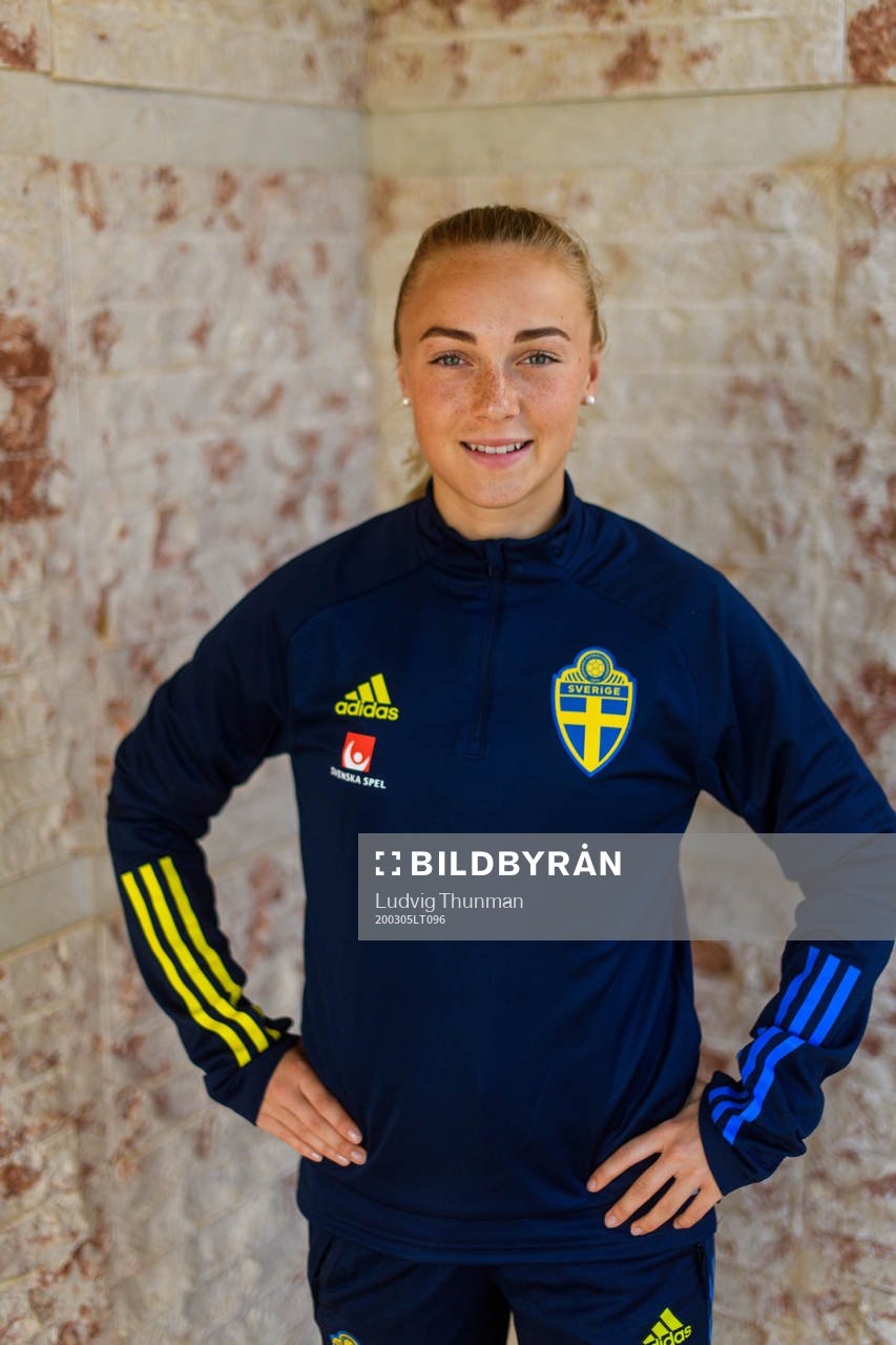 Hanna Bennison poses for a portrait