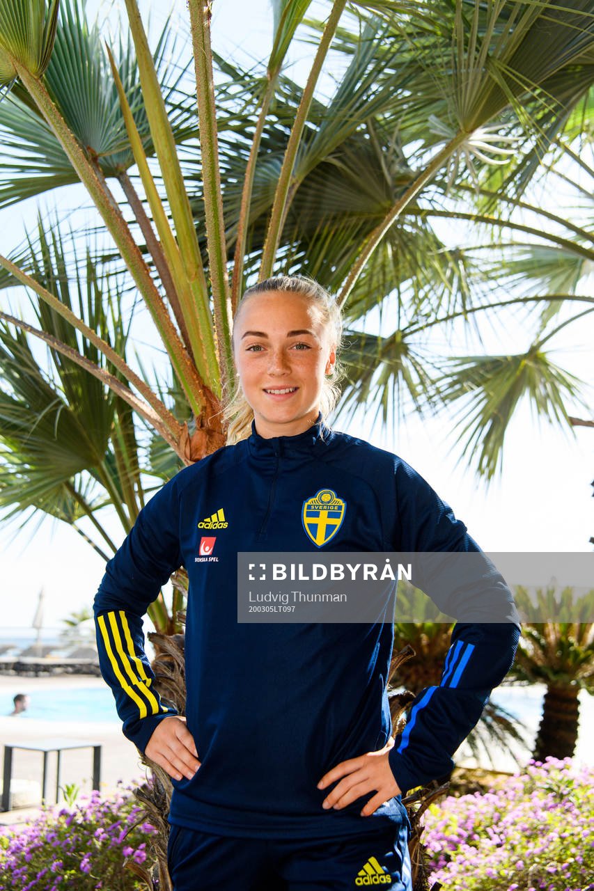 Hanna Bennison poses for a portrait