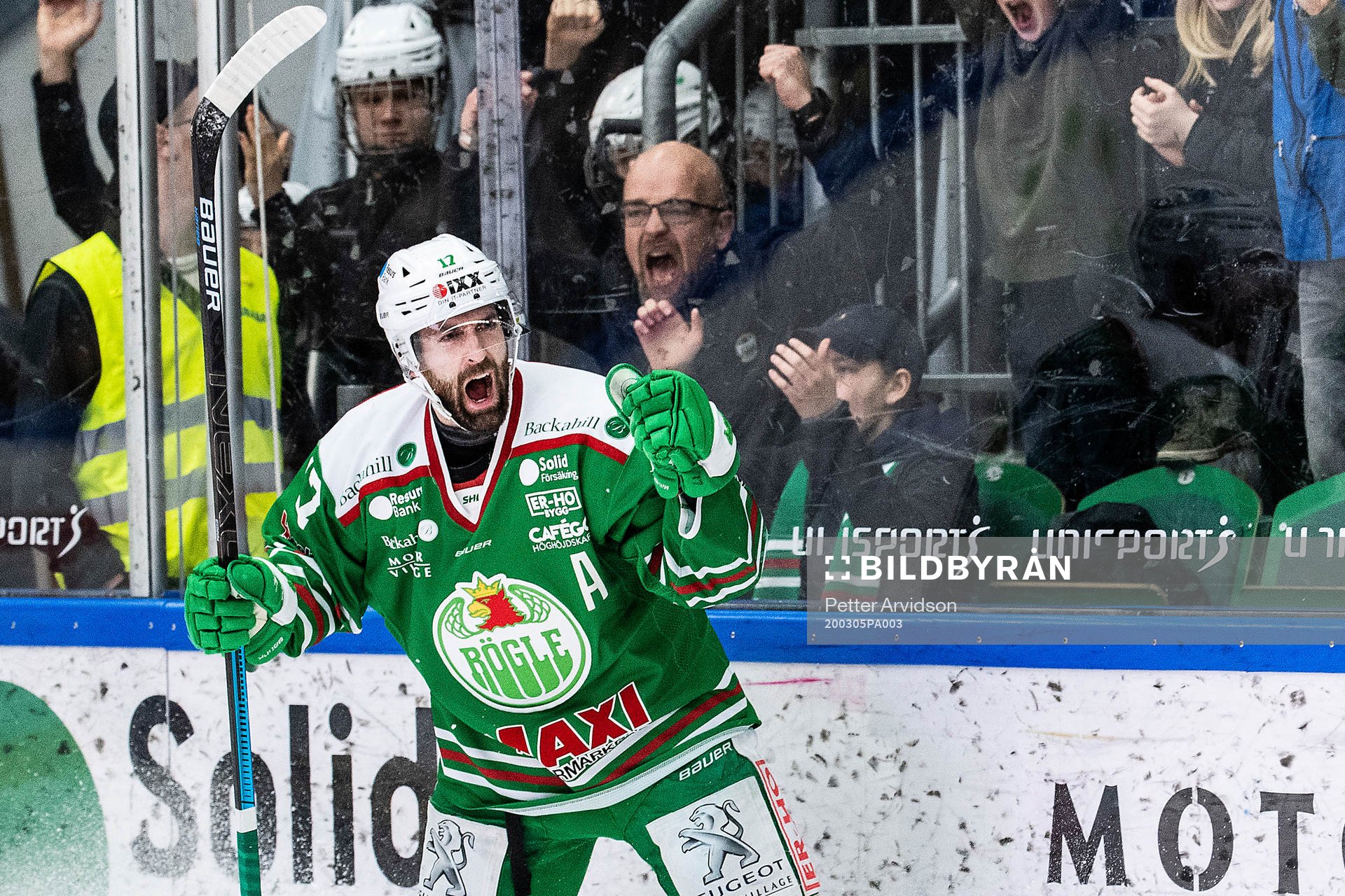 Rögles Taylor Matson jublar