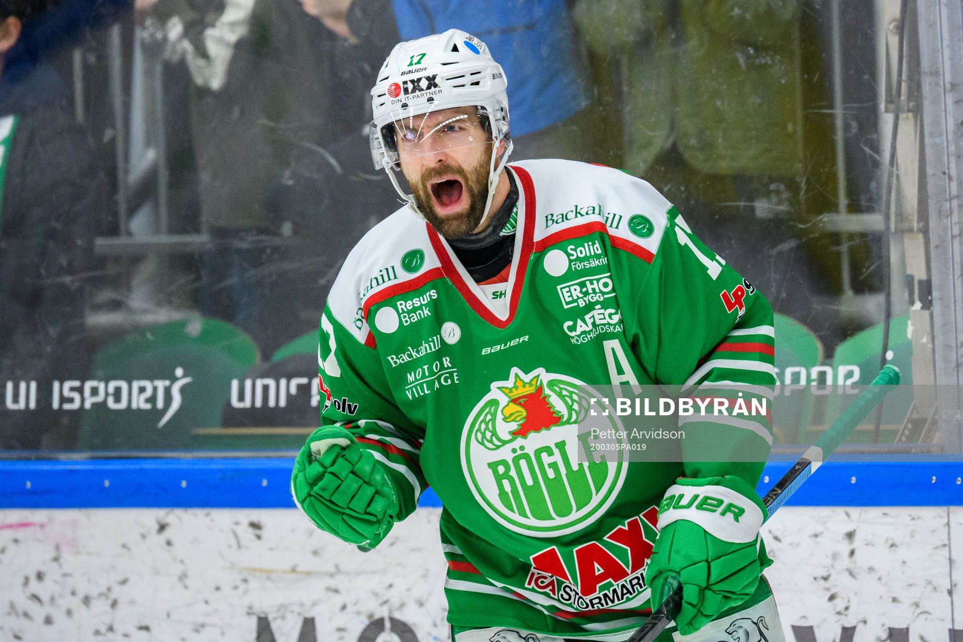 Rögles Taylor Matson jublar