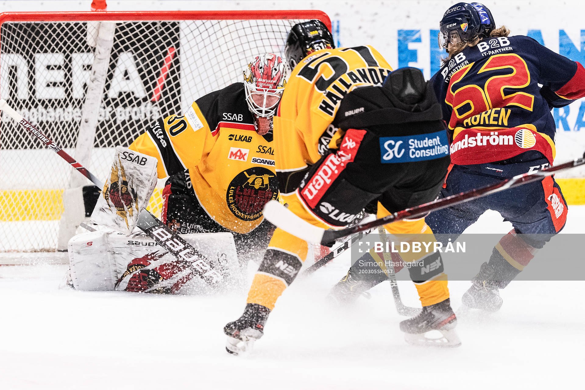 Djurgårdens Manuel Ågren gör 2-1 bakom Luleås målvakt