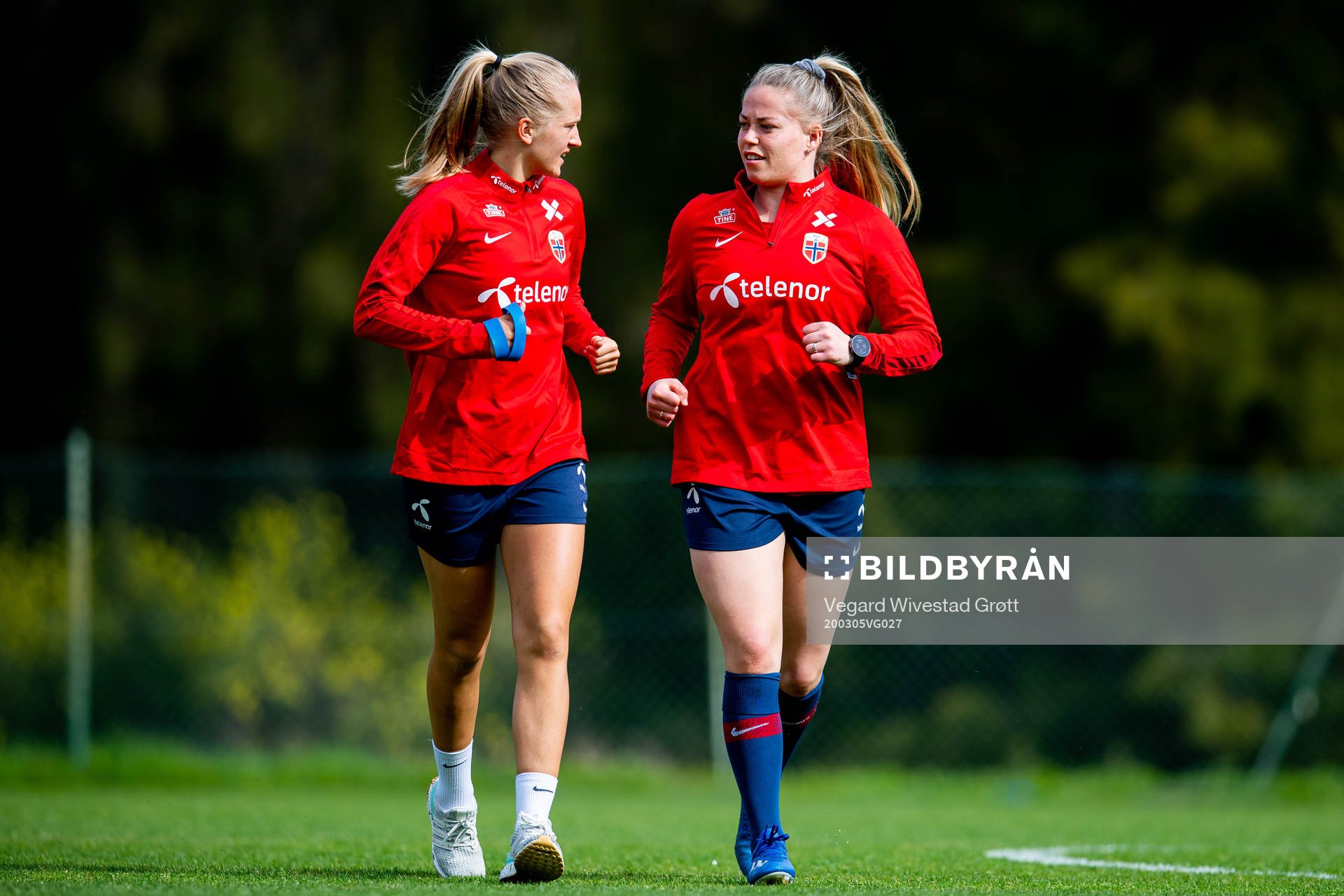 Amalie Eikeland and Therese Sessy Åsland of the Norwegian