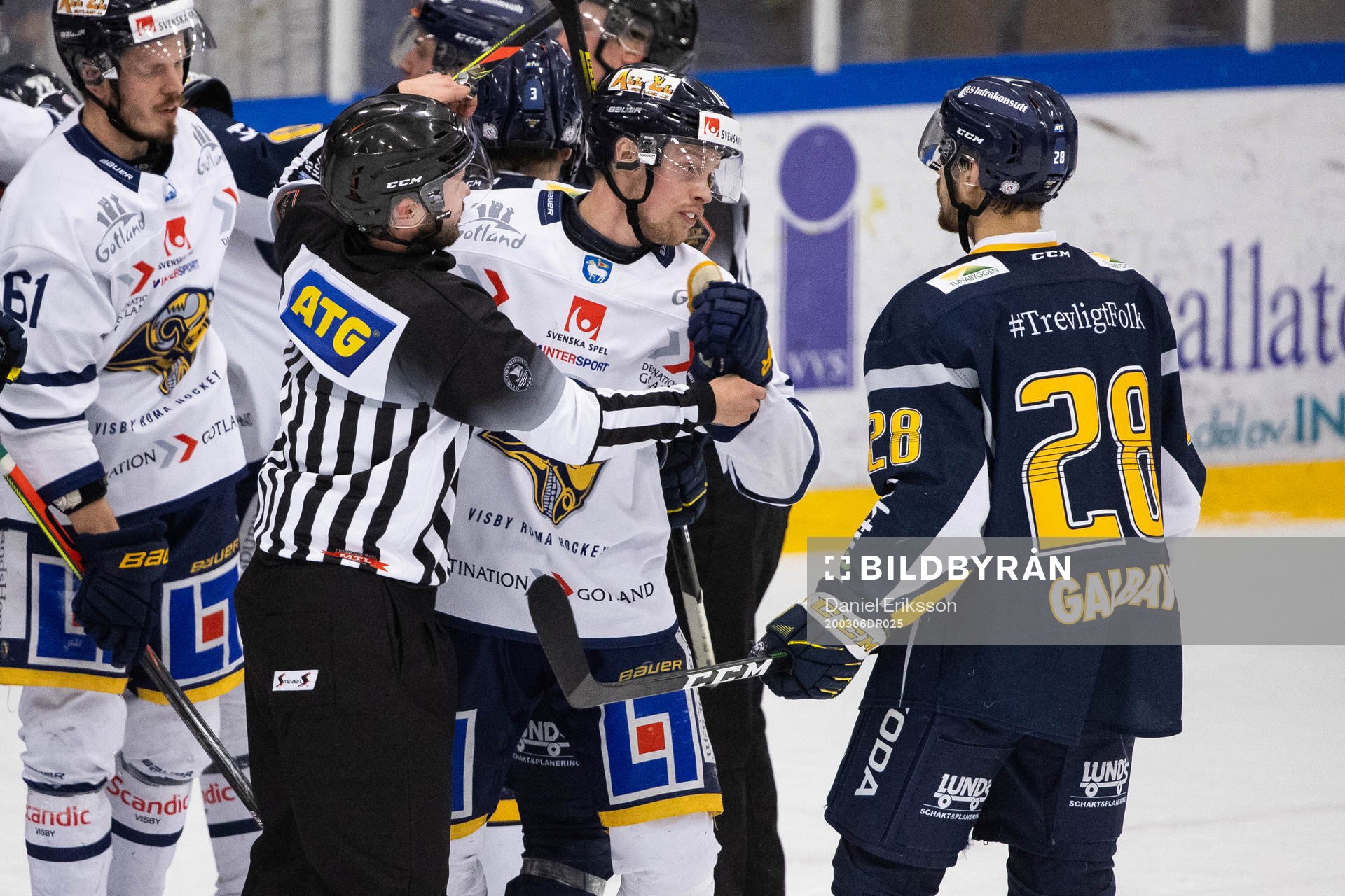 Visby/Romas William Erenrot och Borlänges Matej Galbavy