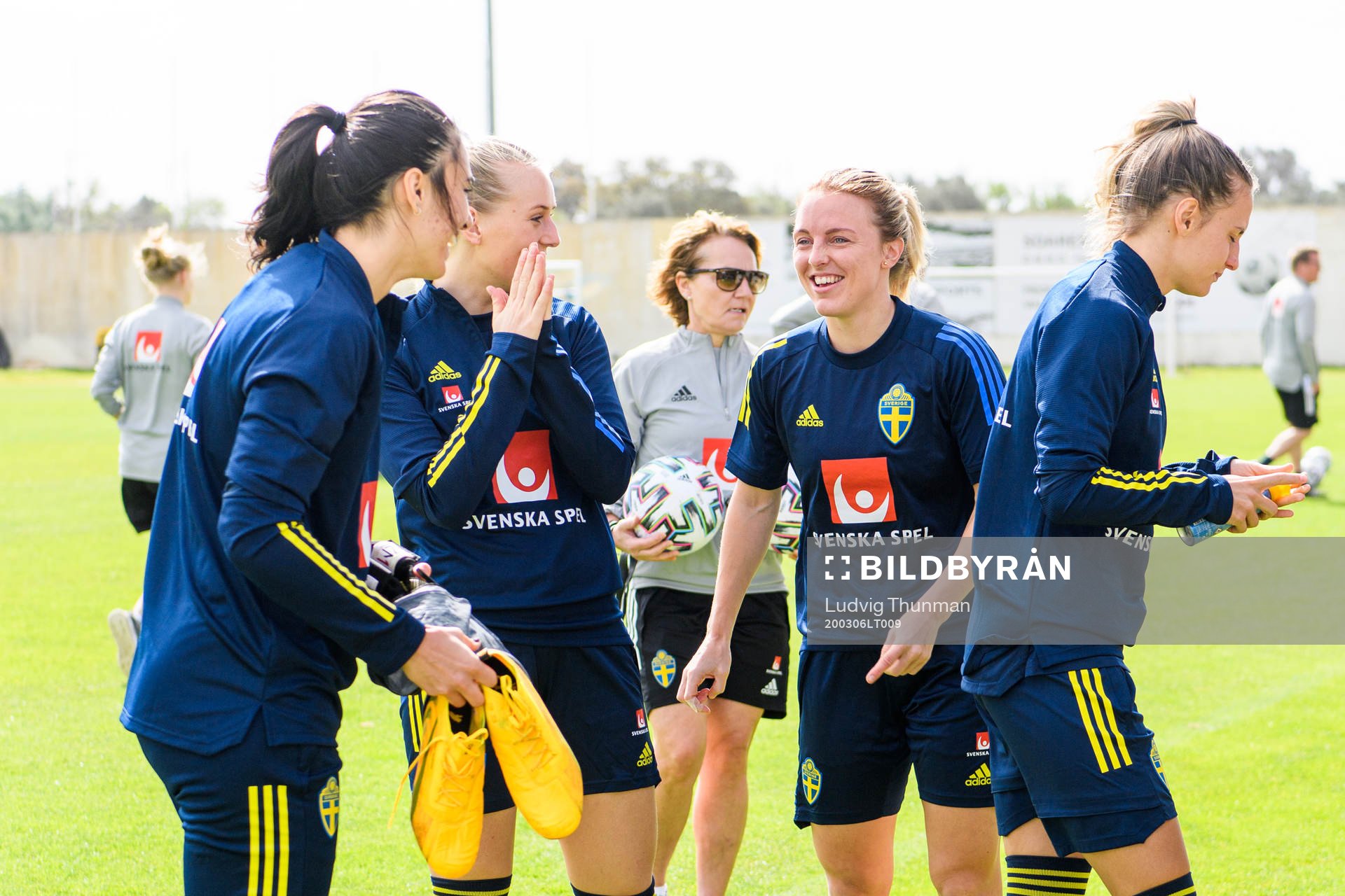 Goalkeeper Zecira Musovic, Stina Blackstenius, Mimmi