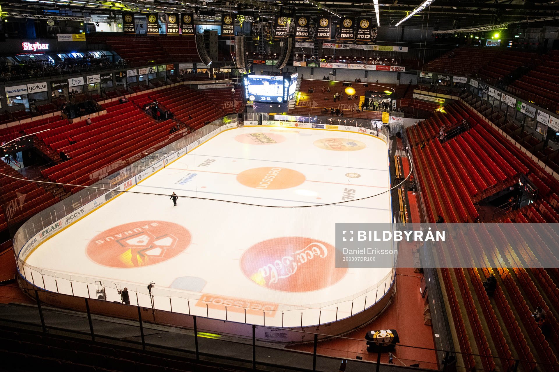 ERP Monitor Arena innan ishockeymatchen i SHL mellan
