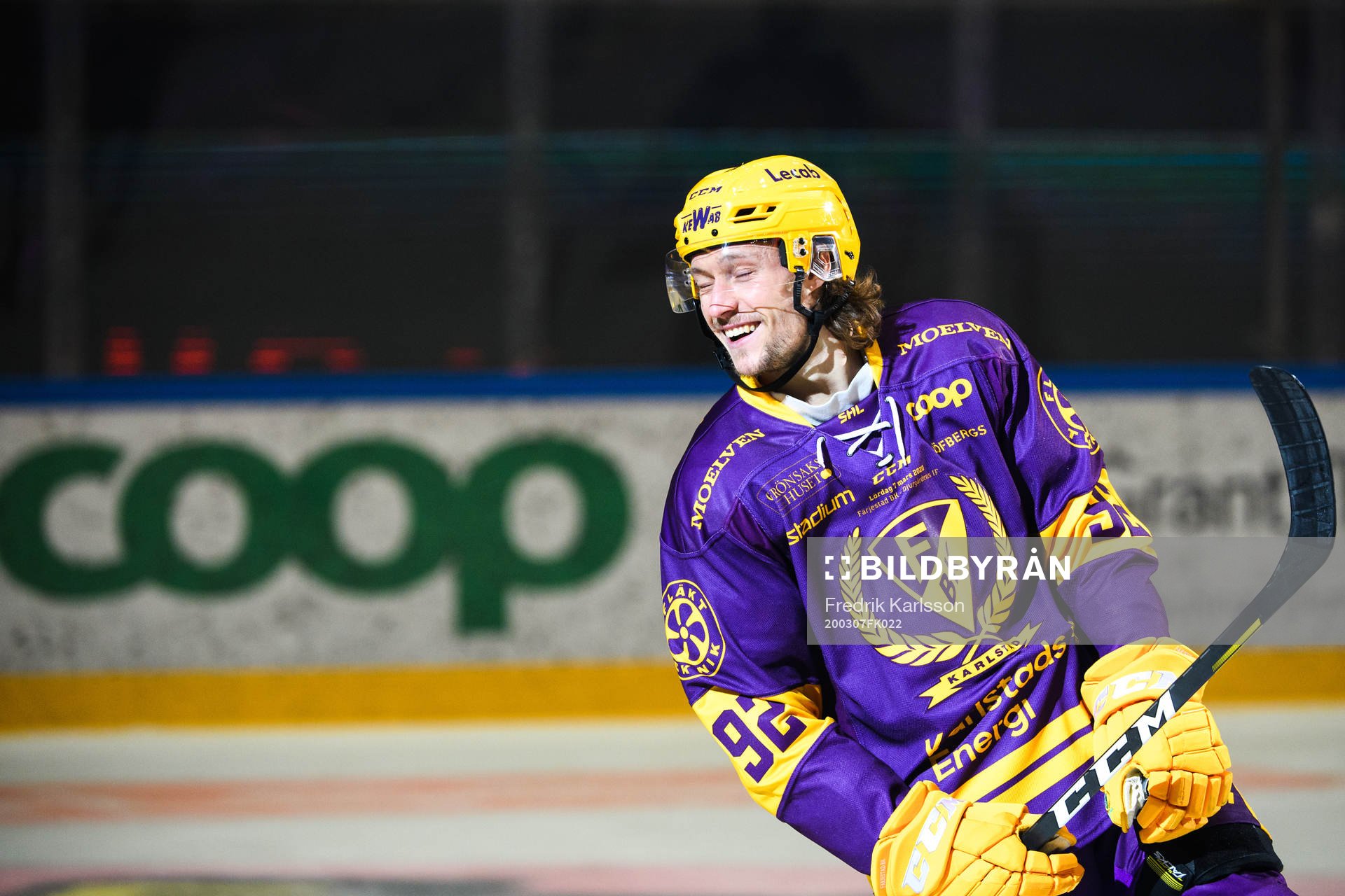 Färjestads Jesper Olofsson jublar
