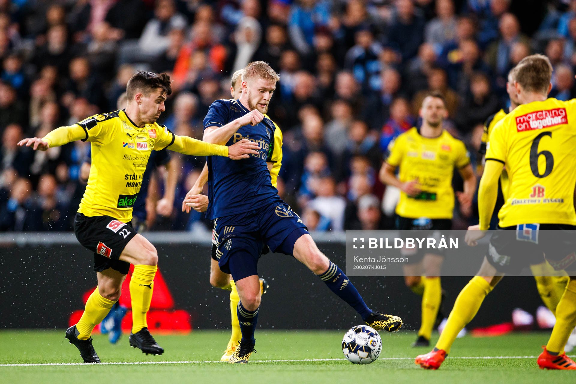 Mjällbys Jesper Gustavsson och Djurgårdens Kalle Holmberg