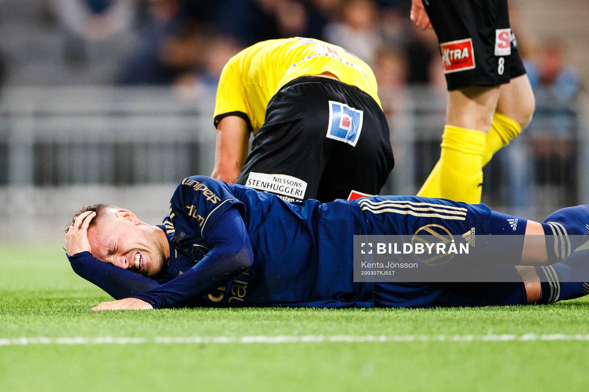 Djurgårdens Fredrik Ulvestad har ont