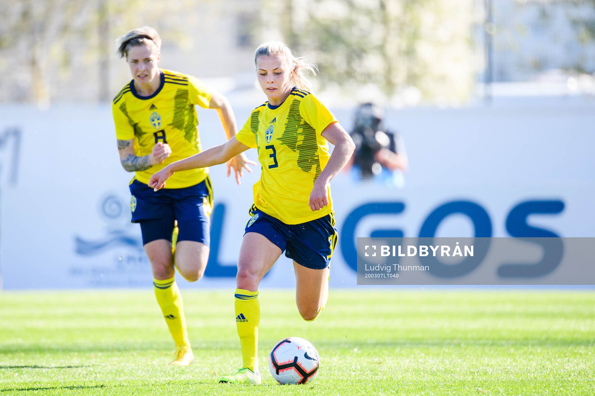 Lina Hurtig and Lotta Ökvist of Sweden