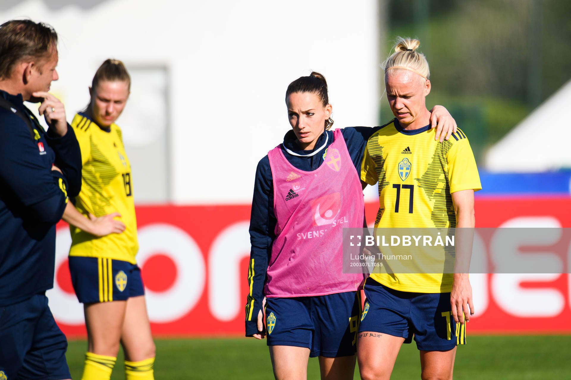 Kosovare Asllani and Caroline Seger of Sweden look dejected