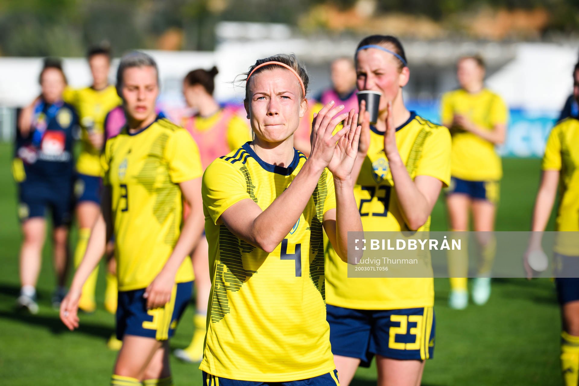 Hanna Glas and Julia Karlernäs of Sweden