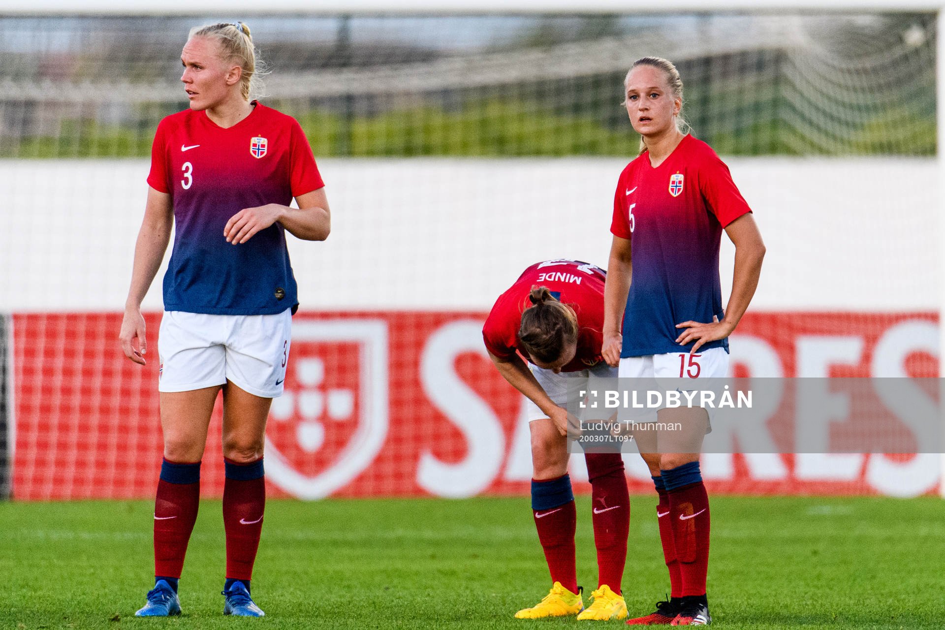 Maria Thorisdottir and Amalie Eikeland of Norway looks