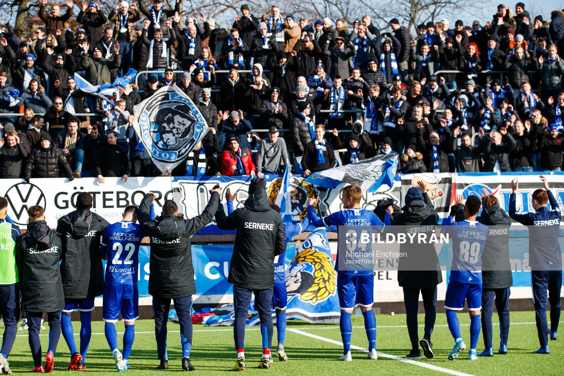 IFK Göteborgs spelare och supportrar jublar