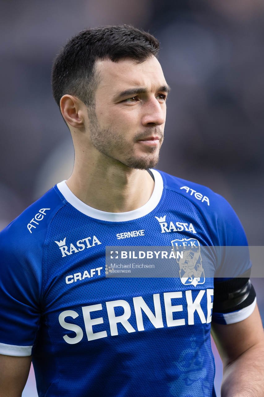 IFK Göteborgs Giorgi Kharaishvili innan fotbollsmatchen i