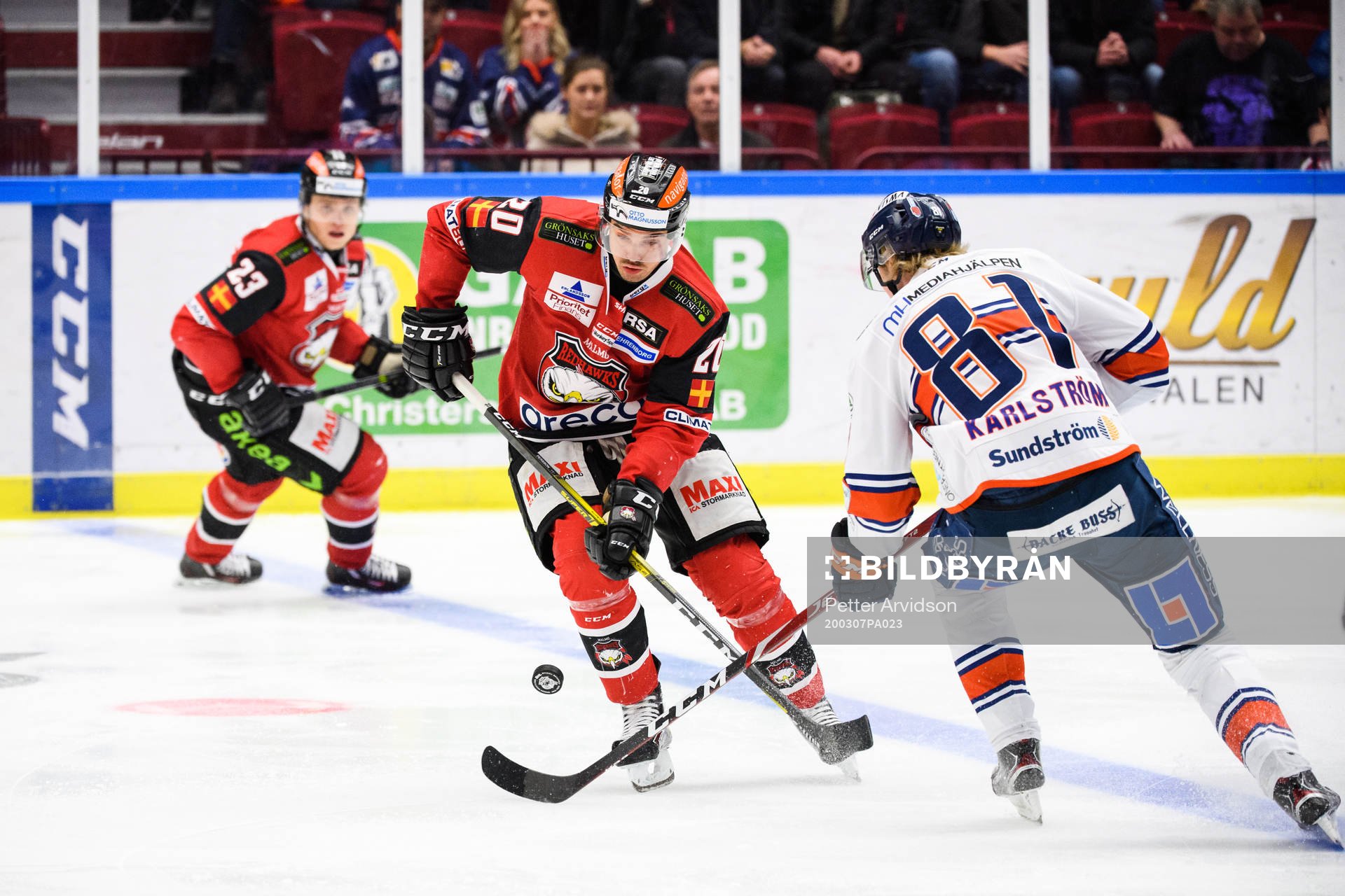 Malmö Redhawks Henrik Hetta och Växjös Fredrik Karlström