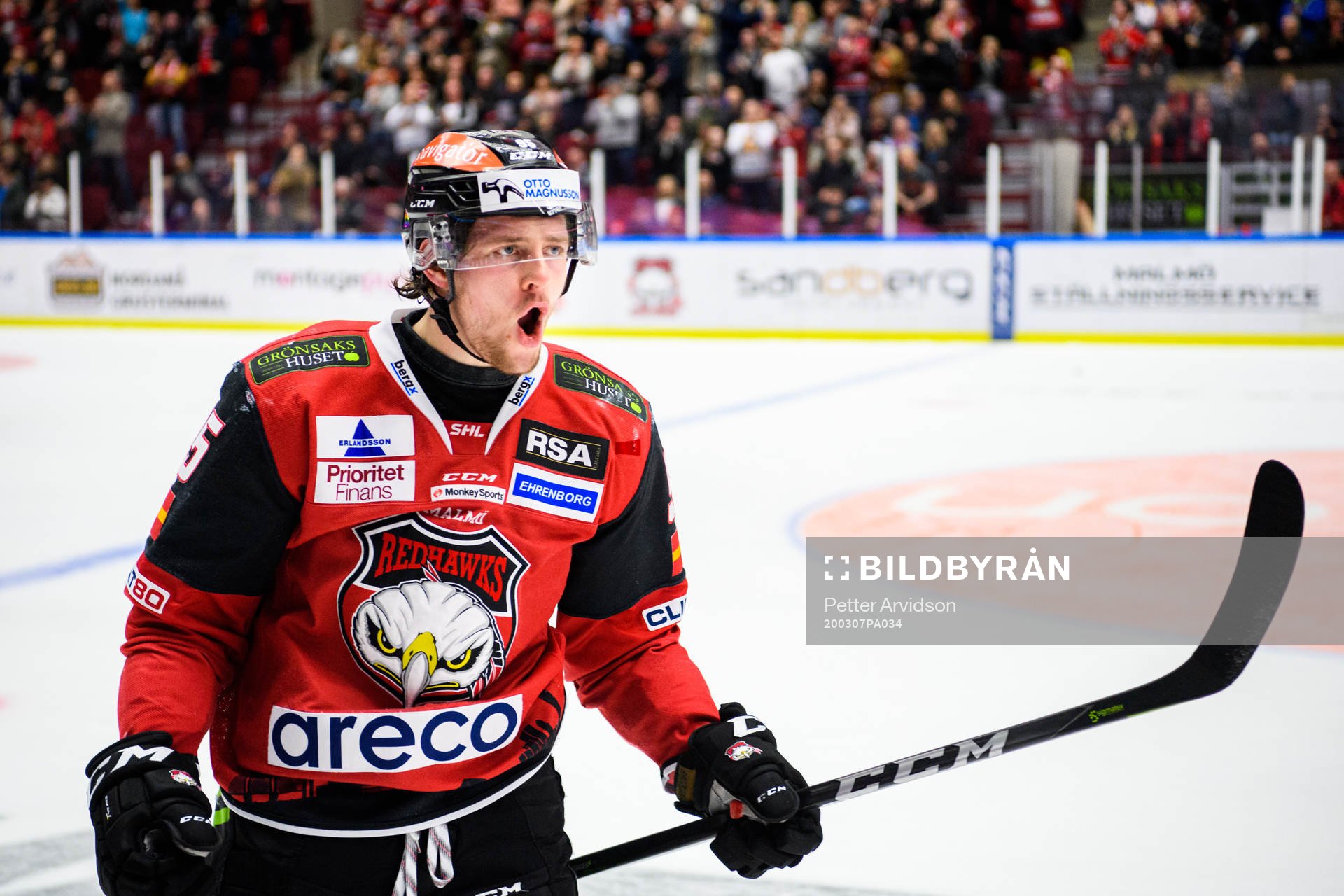 Malmö Redhawks Carl Persson jublar