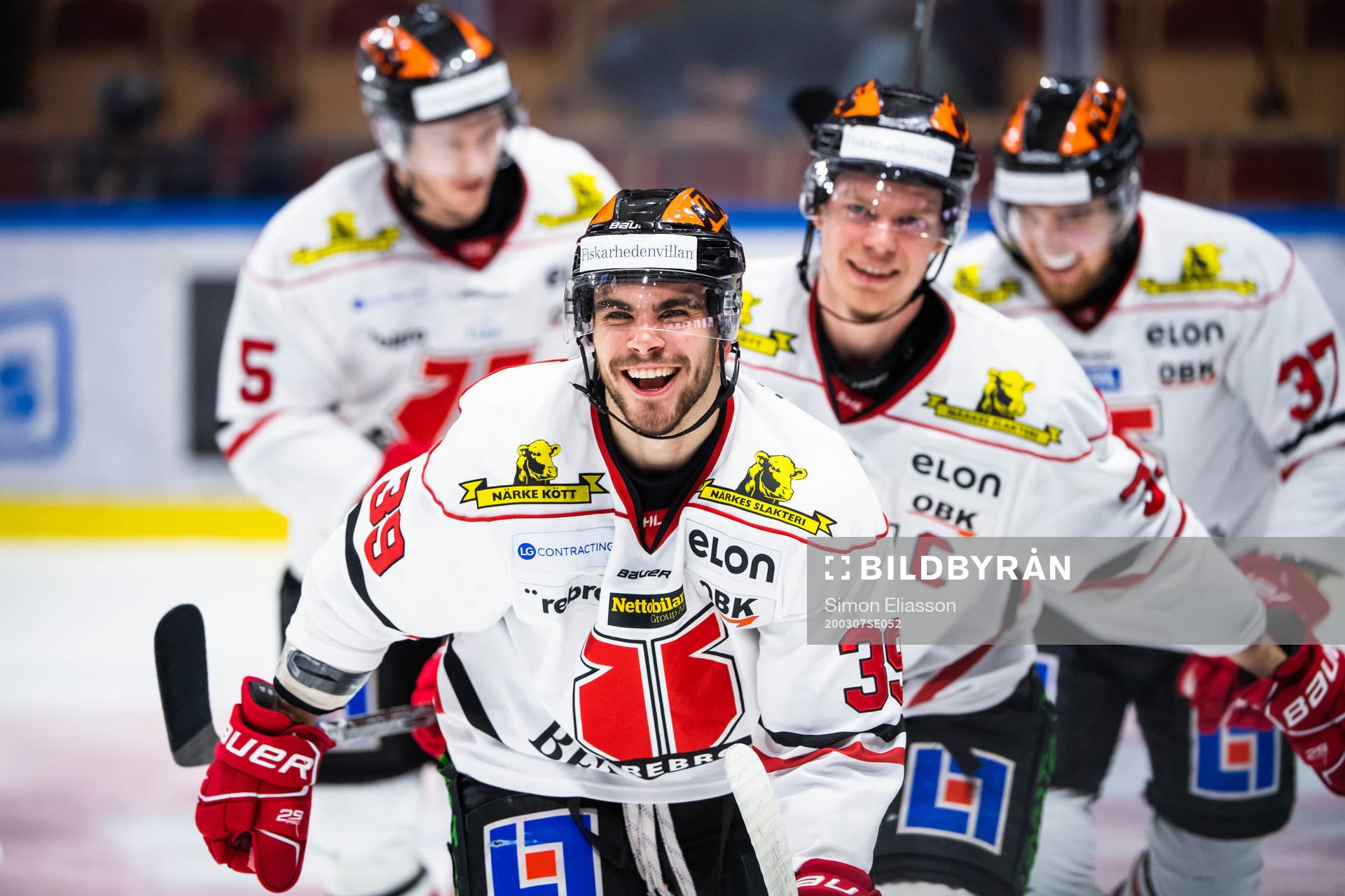 Örebros Jordan Boucher jublar