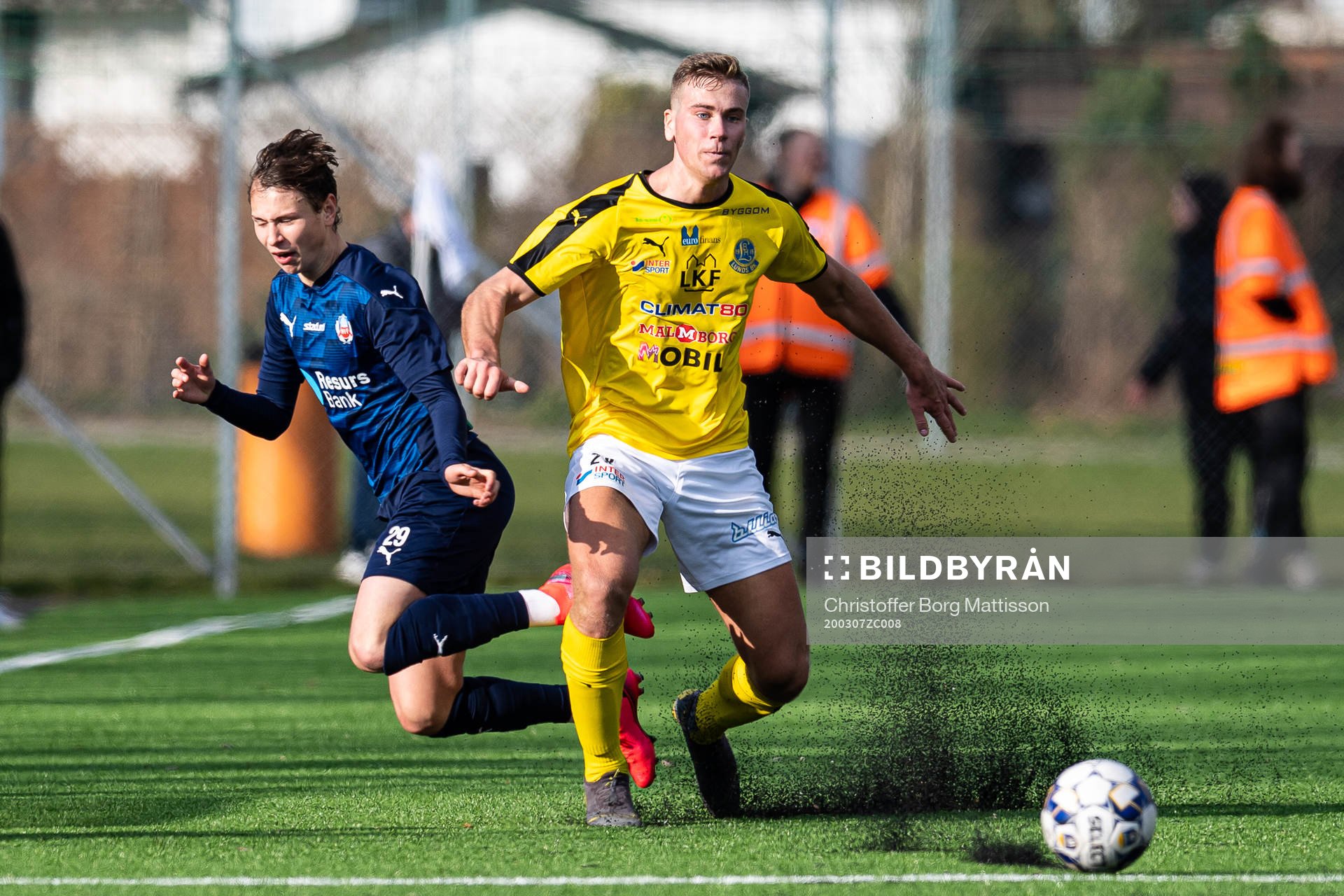 Helsingborgs Alex Timossi och Lunds Jakob Ottosson
