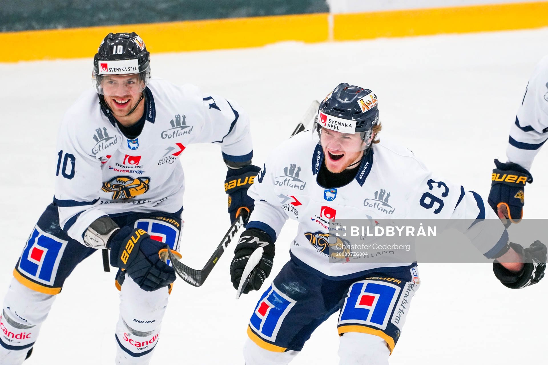 Visbys Adrian Elefalk jublar