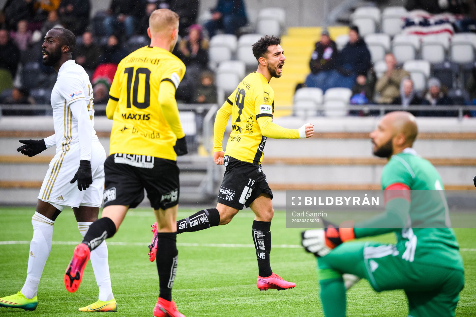 Häckens Daleho Irandust jublar