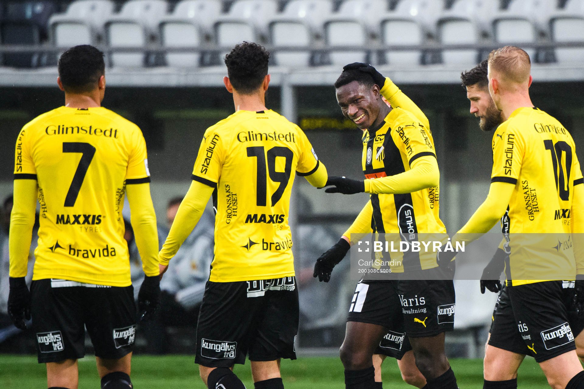 Häckens Godswill Ekpolo jublar